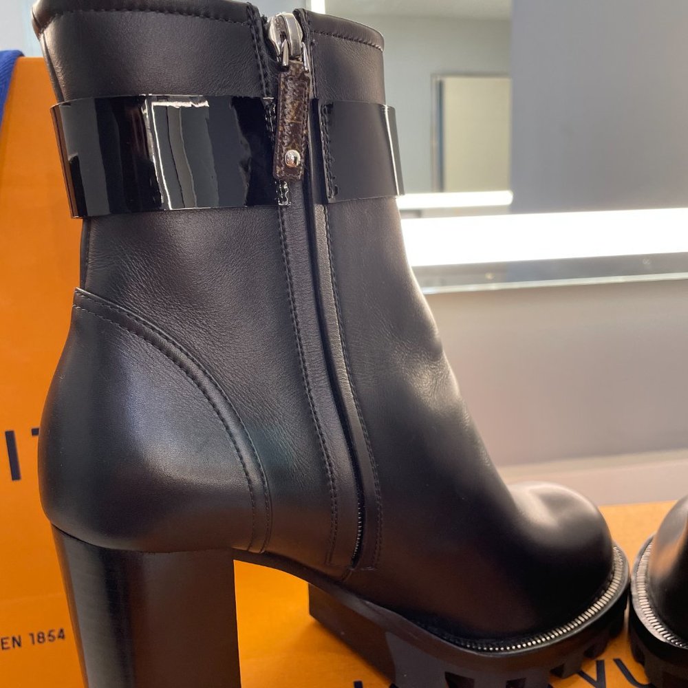 Louis Vuitton Star Trail Ankle Boot - Picture 6 of 10